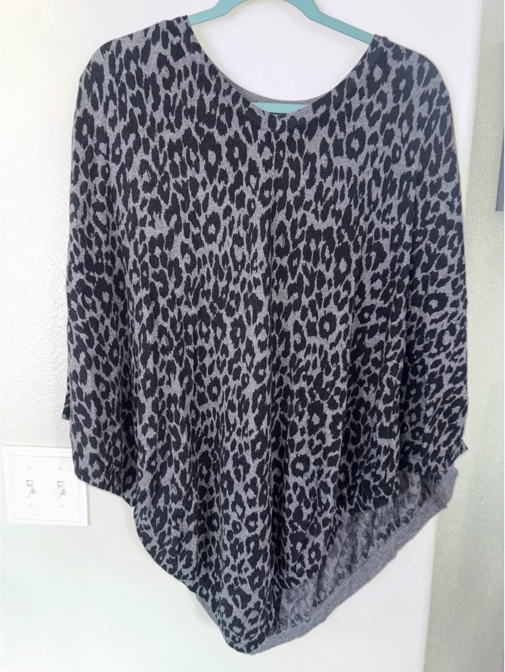 Style Co Poncho Sweater Womens ML Grey Black Leopard Print Cape Wrap Knit
